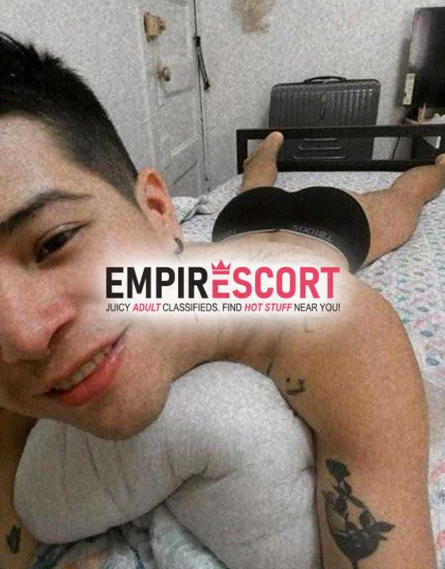 jovencito ecuatoriano de paso