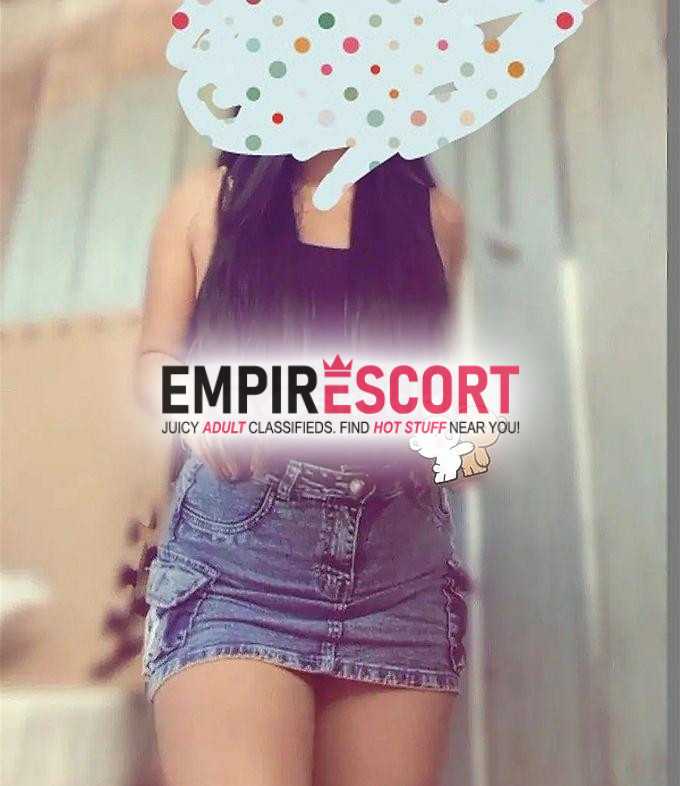 hola soy daniela muy complaciente y cariñosa caderas y trasero grande y pechos ricos para pasar momentos de mucho placer
no cuento habitación