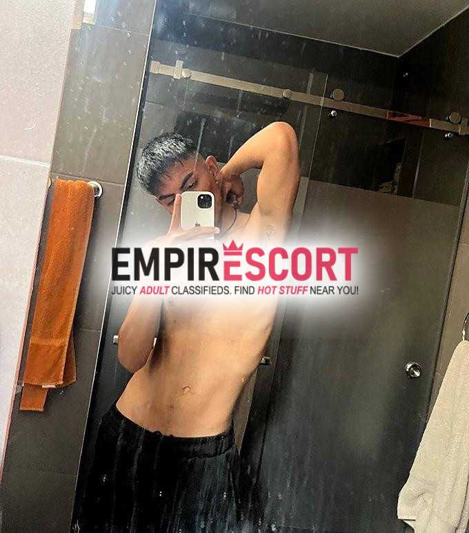 contenido🎥⭐️joven twink 18años culon🍑apretadito🥵masajes 1010⭐️