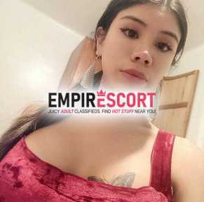 hermosa de carita y cuerpo tatuada de piel blanca y estatura pequeÑa mido 1.58
