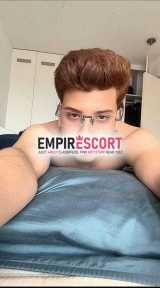 hola soy mathias joven de 21 años disponible voy domicilio 
dispuesto compartir y pasarla bien.
soy chico serio reservado alegre.
delga