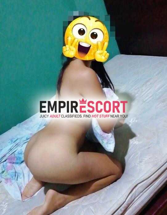 servicio completo 🦋🌸 te saco tu lechita por todos mis huequitos