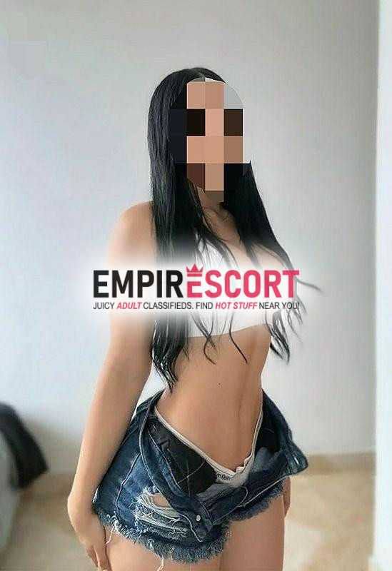 soy bonniee peruana anfitriona nueva en el ambiente