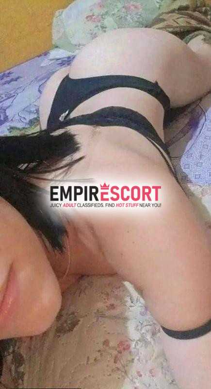 mily tu reina 👑rica y apretadita 😋para gozar 😈y hacerte sentir el mejor placer 🔥
