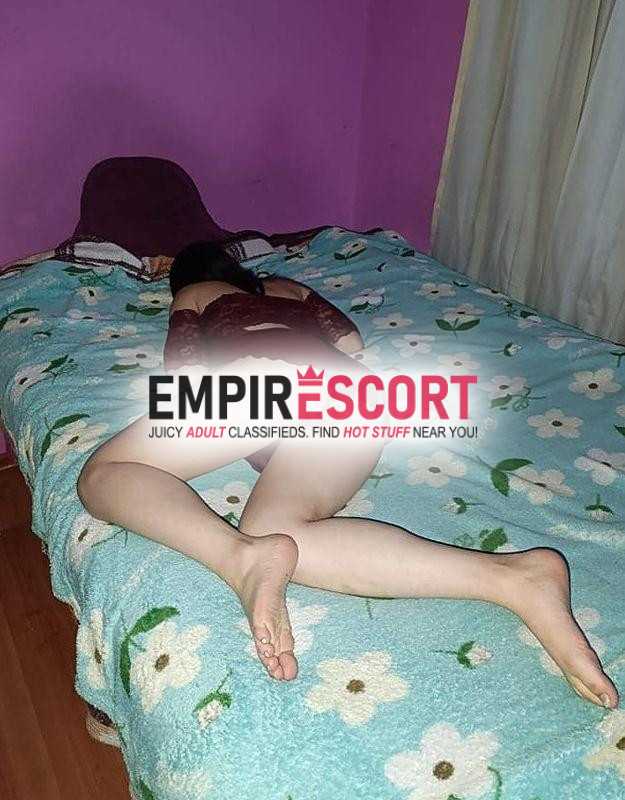 hola amor soy xiomara linda chica recién llegada tu ciudad