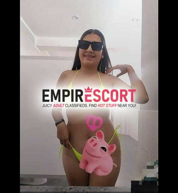 kiara💞apasionada al sexo trato de pareja besos en boca servicio completo