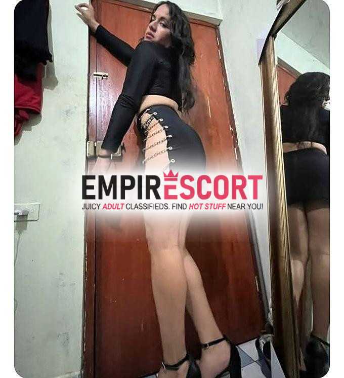 holaa soy daniella tu sexy amantenueva y de paso en tu ciudad