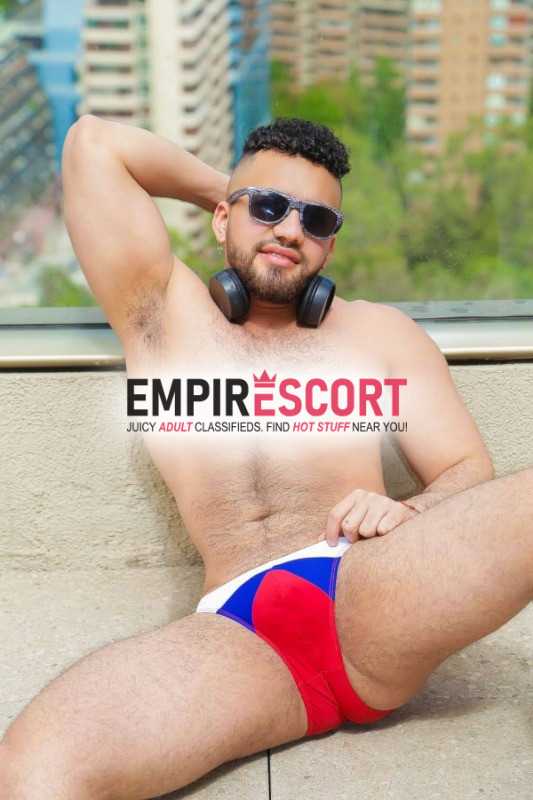 recién llegando tu país peru . chico guapo varonil discreto muy amable y cariñoso. estaré poco días en tu región. 💦🍆😈