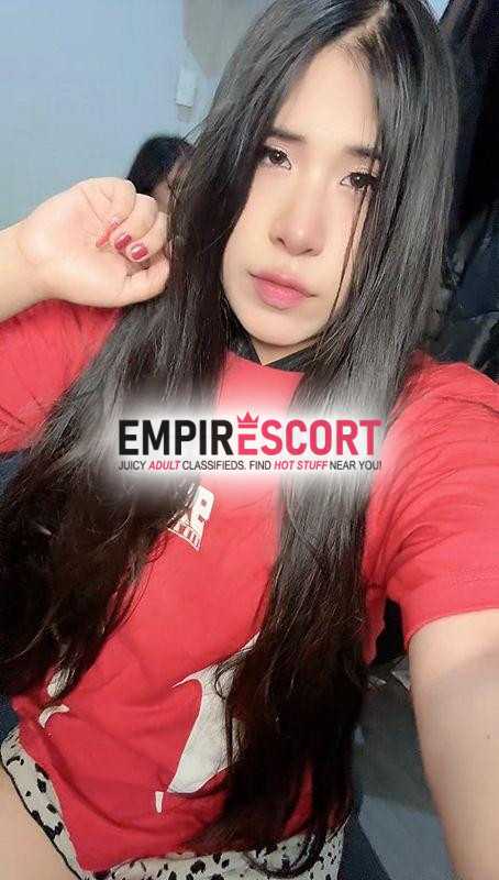 de regreso hermosa jovencita muy complaciente 🥵 experta en primerizos muy sumisa 🥵