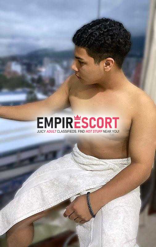 adriÁn joven ecuatoriano 🔥🇪🇨de paso por tu paÍs 📍😈pocos dÍas disponible.