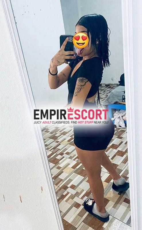 🥰🥰hola mis amores me llamo ale tengo 19 añitos 😍🥰🥰🍓