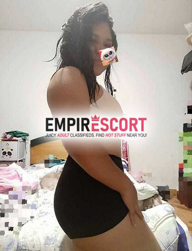 vendo contenido de mi flaquita follando