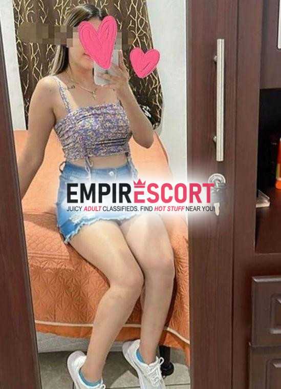 universitaria nuevesita😍😍mayita 😍😍debutante servicio especial y completo 💕💕todo profundo 😱 cuarto.