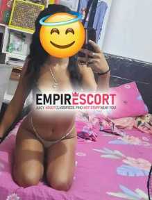 hola papi soy debora cachera bien rica deseos de que me cojas tu gusto ven y disfruta no te quedes las ganas