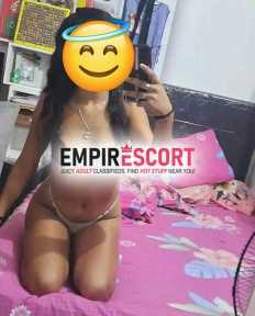 hola papi soy debora cachera bien rica deseos de que me cojas tu gusto ven y disfruta no te quedes las ganas