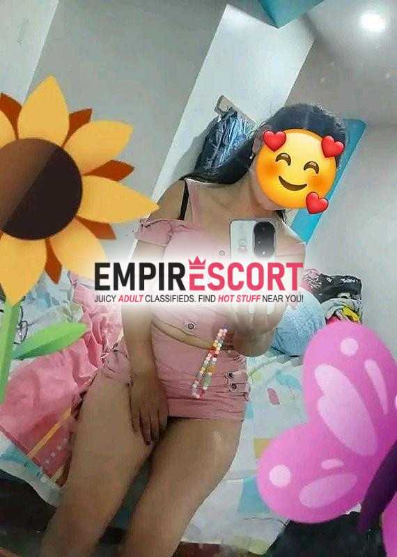 apasionada discreta y experiencia en cumplir tus fantasías. si buscas encuentro lleno de placer sensualidad