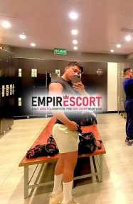 🍆🇨🇴🍆bisex musculoso masajista profesional guapo varonil de ojos claros mido 175 y tengo 24 años