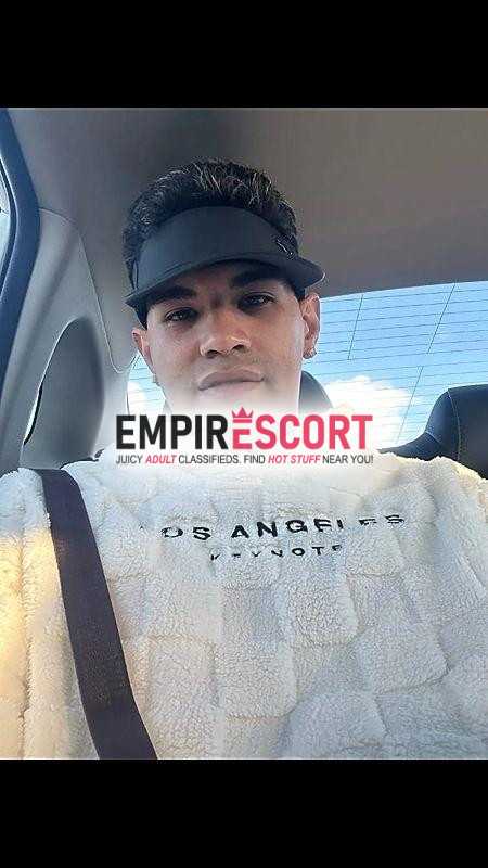 venezolano🇻🇪🥵💦💦 flaco alto moreno claro atiendo pchicas señoras y parejas el mejor sexo oral para mujeres y el mejor sexo contactame y te dejo tu co