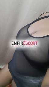 bella chica sexi y exuberante bellas curvas en tu ciudad