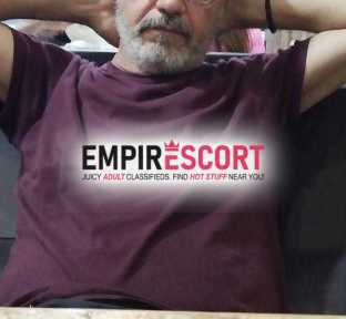 solo hombres para hombres 
masajes íntimos tacna 
soy hombre maduro 52 años