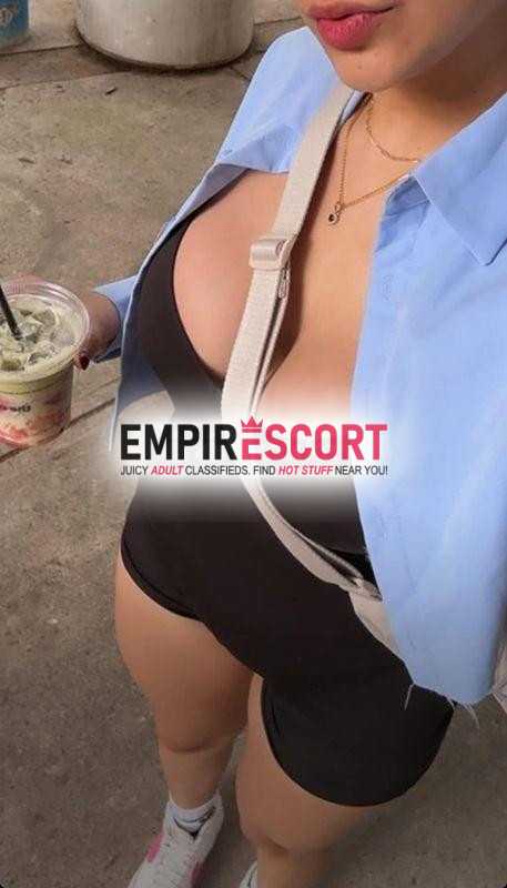 pamela señorita universitaria 23 añitos buena figura y buena atención lencería completa