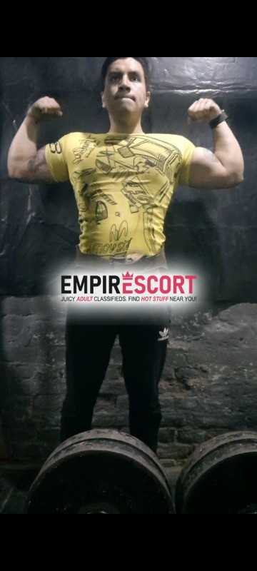scort masculino hetero solo mujeres soy fuertote las cargo mido 1.87 peso 108 kilos de musculo cercado de lima confiable soltero sin hijos soy