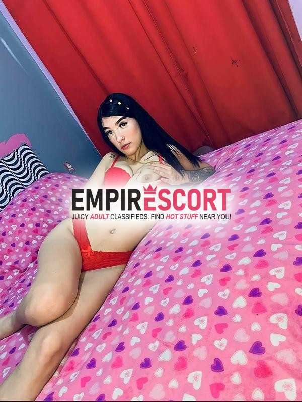 sara linda joven de potó rosadito y experta en sacar chita.