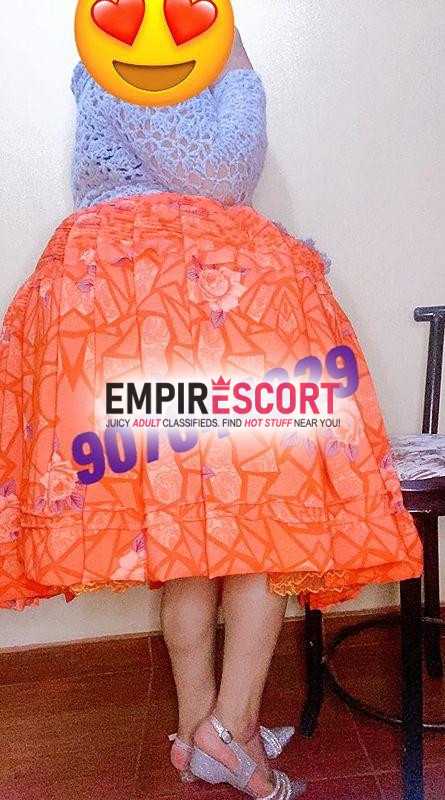 valicha tu cholita riquita blanconita cariñosa y golosita 😋 listita para ti 💋😘