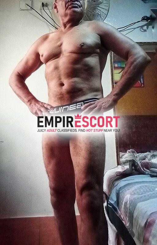 activo maduro dotado buen fÍsico trato inmejorable experto en dar te placer