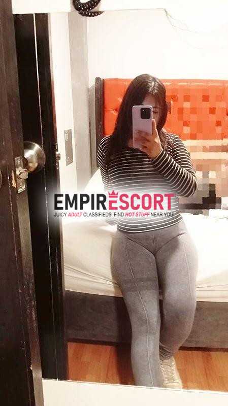recién llegada trujillo mis amores
jovencita de buen culito y piel blanquita
