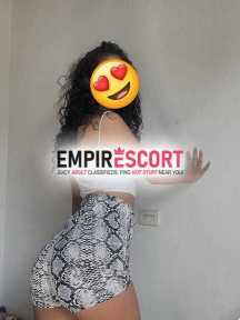 hermosa flaquita alta me muevo como batidora