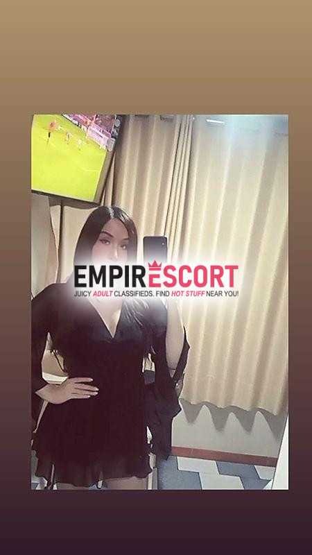 alessia blanquita mamona saca leche dispuesta satisfacer todos tus deseos