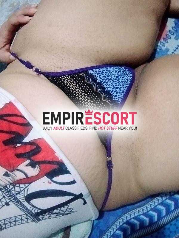 chama de culo grande y tetas grandes blanca