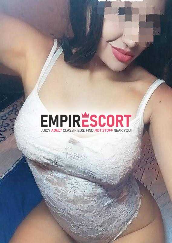 hola amorcito soy peladita estoy disponible y 100 real🤩