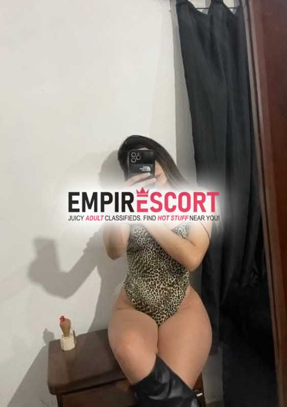 trato de pareja besos caricias y más amor