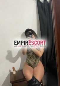 trato de pareja besos caricias y más amor