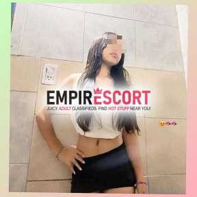 bomboncito de piel clarita 19 añitos 🥵💋🍒 pechos paraditos 💋