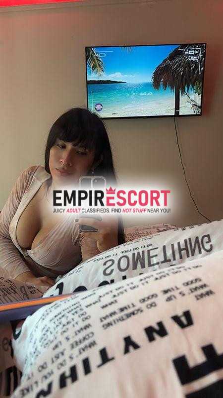 pasiva amp activa mi amor chica extrovertida y juguetona en cama