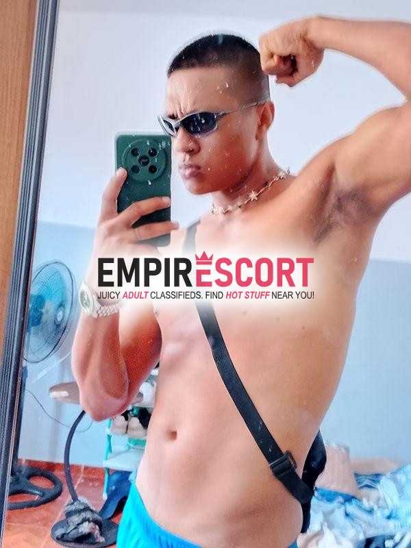 selvÁtico pinta de malandro militar 🎖🍆🤤 adicto al sexo de vuelta en lima hoy ando de franco 19 cm de carne gruesa y dura para llenarte el culo lec