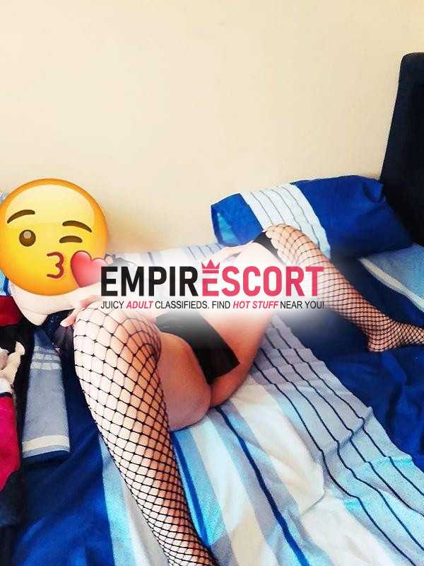 hermosa blanquita de rica selva recién llega vengo complacer tus deseos y fantasías