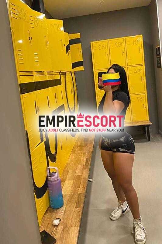 colombiana 🇨🇴🍑😋 adicta al sexo. y de rico trasero disponible para ti papasito