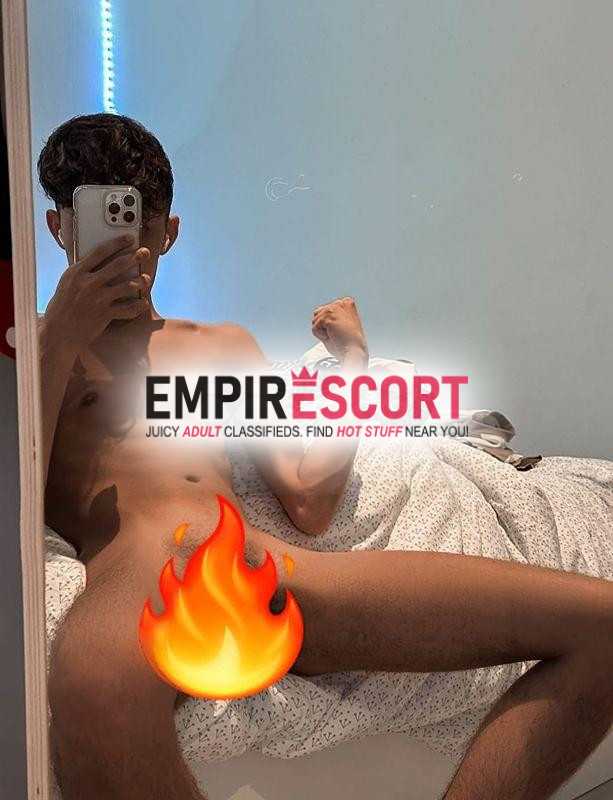 twink atractivo bddboy dotado🇨🇱🇨🇱de paso por esta ciudad🔥🍆