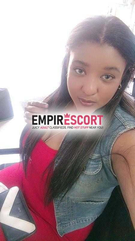 hola mis amor disponible sólo asta las 5pm hoy sábado llegó tu negrita ecuatoriana mi amor. solo x hoy 
cuento avitación y también ago salidas a