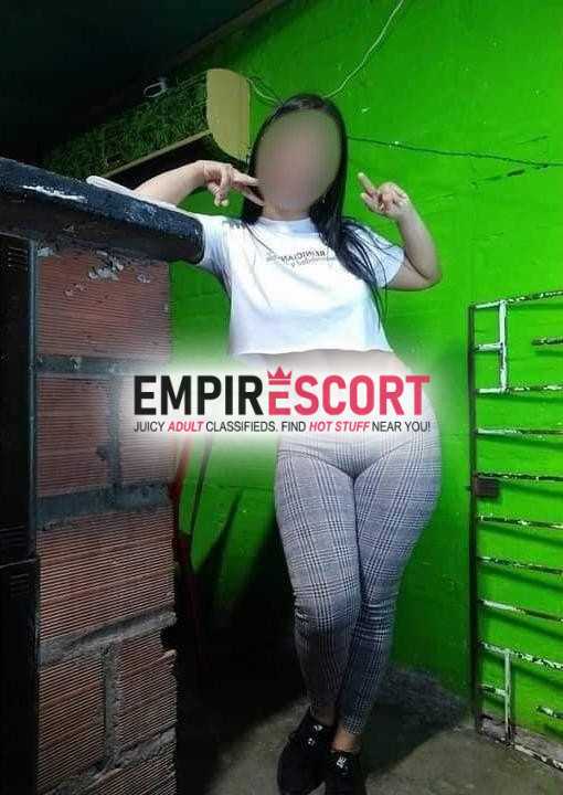 cuarto privado besos apasionados desnudita total para que disfrutemos