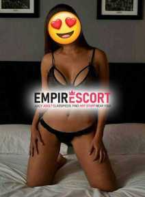 😋 zamira😋 buena colita🤤