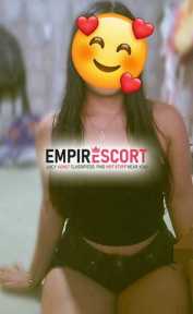 jade arrechona🤩😘 y complaciente🥵🥵🥵blanquita estrechita