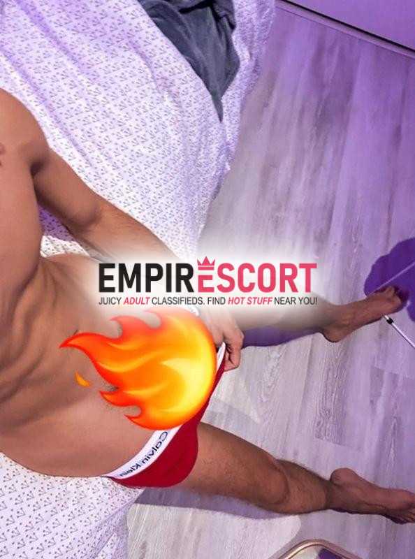 twink atractivo badboy dotado🇨🇱🇵🇪recién llegado esta ciudad🍆🤙