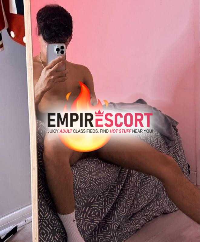 twink atractivo badboy dotado🇨🇱🇵🇪recién llegado esta ciudad🍆🤙