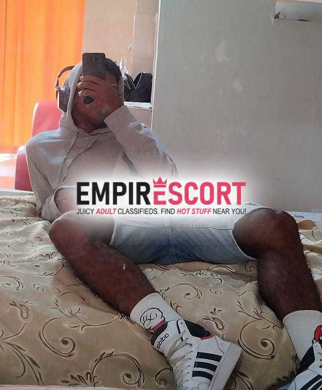 moreno 🔥 
📍 ecuatoriano 🍆👿
 alto180
si quieres pasarla increíble no dudes en escribirme