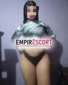 😘😘me encanta lechita en todo mi cuerpo rico y apretadito.